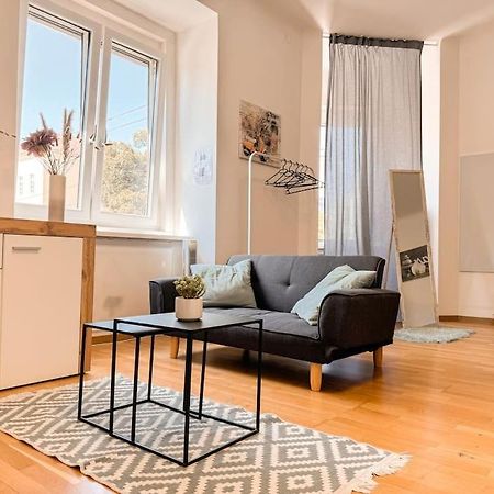 Lend - Design Apartment 2 Graz Bagian luar foto