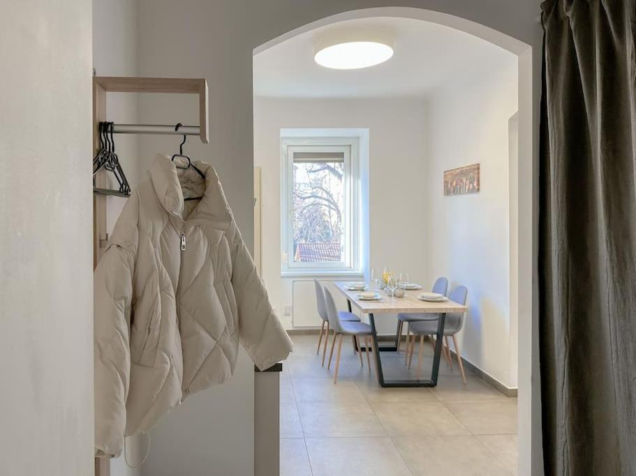 Lend - Design Apartment 2 Graz Bagian luar foto